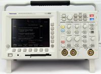 TDS3000 Not a device in and of itself but used when discussing the commonalities of the 3012, 3014, 3032, 3034, 3052, and 3054 oscilloscopes. (~Late 1990s)