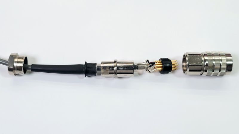 File:A6302 Amphenol Connector Disassembled.jpg