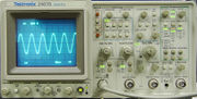 2467 − 350 MHz 4-ch MCP analog scope