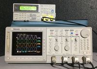 TDS700 Not a device in and of itself but used when discussing the commonalities of the 724, 754, 782, and 784 oscilloscopes. (~1990s)