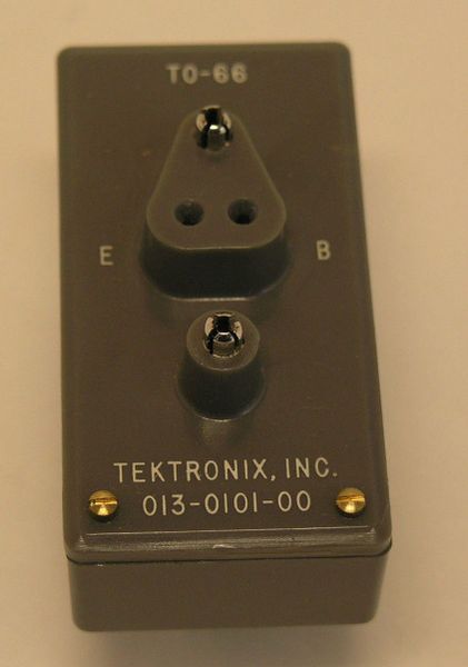File:Tek-013-0101-00-to66-adapter.jpg