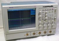 TDS5054 500 MHz, 5 GS/s, quad-channel color LCD digital phosphor oscilloscope (2002-?)