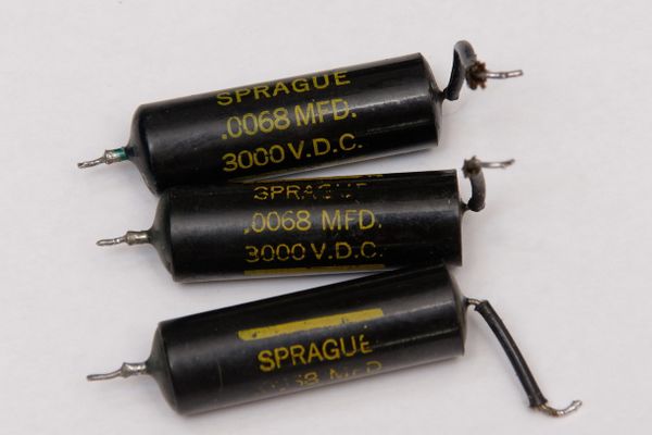 Bumble Bee Capacitors - TekWiki