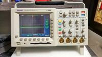 TDS3054 500 MHz, 5 GS/s, quad-channel color LCD digital phosphor oscilloscope (1998-?)