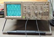 2232 − 100 MHz digital/analog scope (1989)